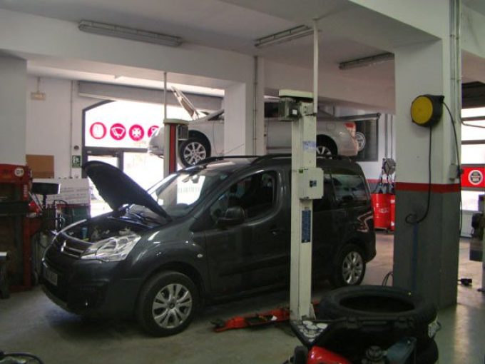 autotaller pere 4
