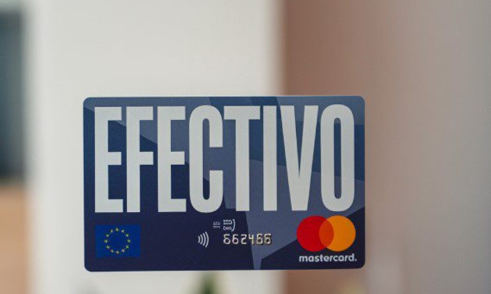 efectiu o targeta bugaderies autoservei