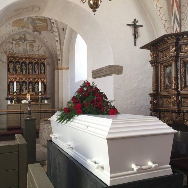 Les Funeràries un negoci rodó